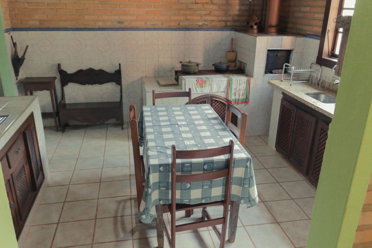 Em Tiradentes, Minas Gerais, Casa Tipica E Espacosa Em Terreno Arborizado Exterior foto